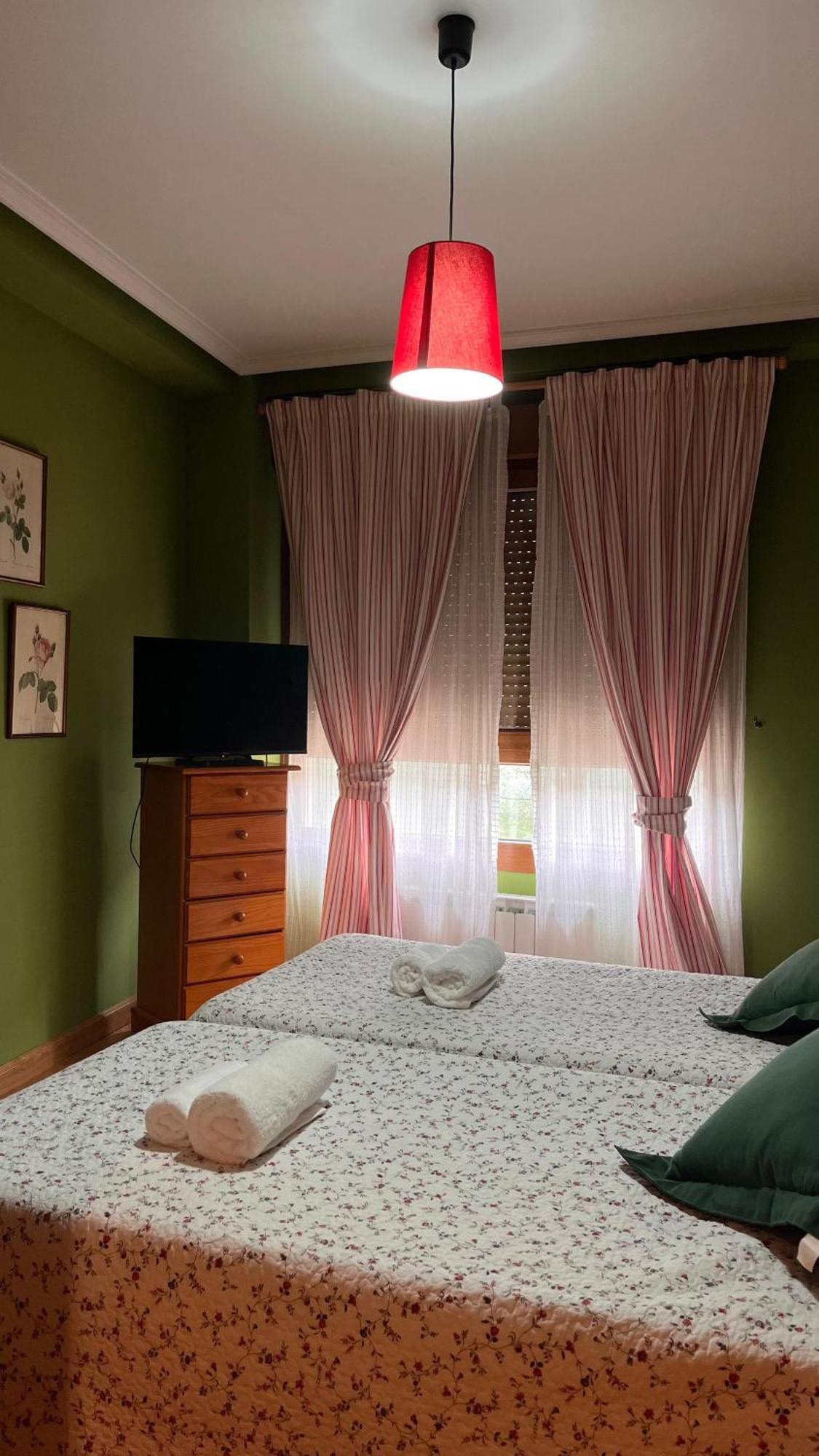 21A02 Coqueto Apartamento Con Garaje Felechosa Buitenkant foto